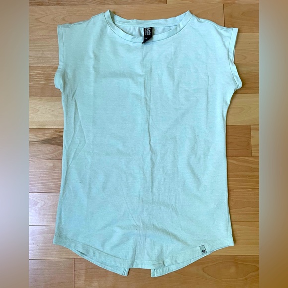 Mountain Hardwear Everyday Perfect T-Shirt - Picture 1 of 2